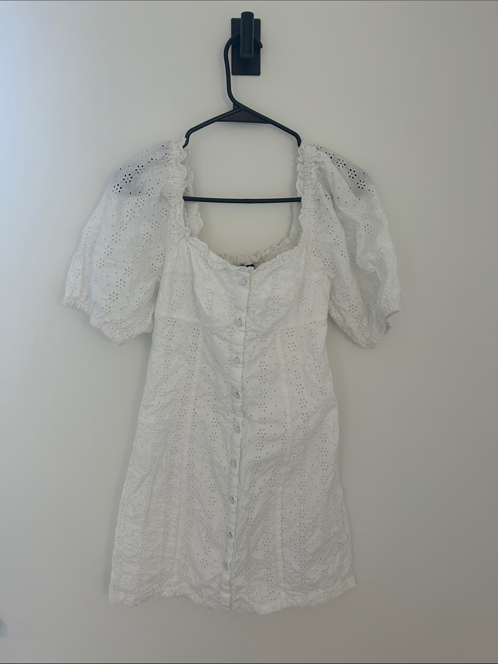 GAP White Eyelet Smocked Top with Puff Sleeves